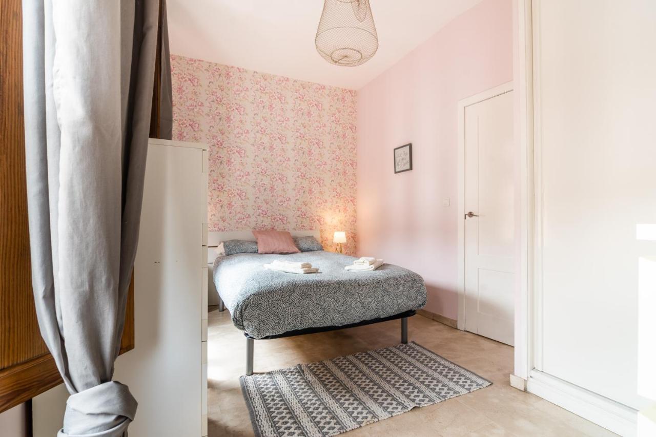 Tuguest Isabel La Catolica II Apartment Granada Exteriér fotografie